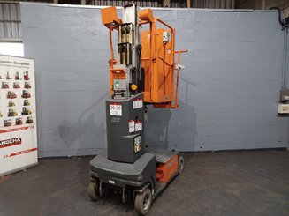 Navicella a gruppo di sollevamento verticale JLG TOUCAN DUO