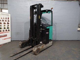 Carrelli retrattili Caterpillar NR16N