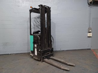 Stoccatori con pedana Caterpillar NSR16N
