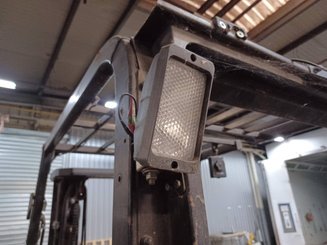 Carrello elevatore frontale a 4 ruote Caterpillar EP25K-PAC