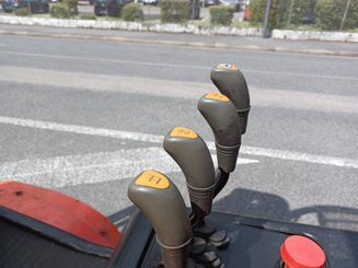 Carrello elevatore frontale a 4 ruote Heli CPD50