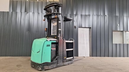 Carrelli commissionatori combinato Caterpillar NOH10N