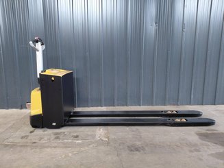 Transpallet guida in accompagnamento Caterpillar NPP20N2