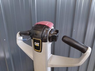 Transpallet guida in accompagnamento Caterpillar NPP20N2