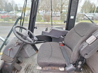 Carrello elevatore frontale a 4 ruote Yale GDP140EC - 7