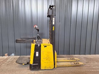 Stoccatori Yale MS12X - 1
