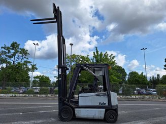 Carrello elevatore frontale a 4 ruote Yale ERP30 - 9