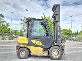 Carrello elevatore frontale a 4 ruote Yale GDP35VX