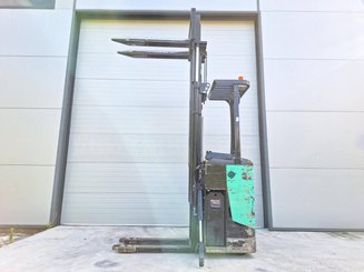 Stoccatori con pedana Caterpillar NSR16N