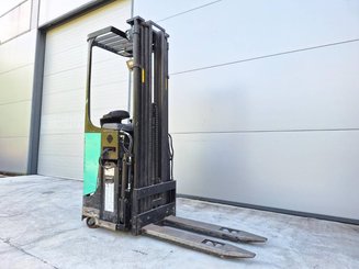 Stoccatori con pedana Caterpillar NSR16N