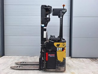 Stoccatori con pedana Caterpillar NSR20N