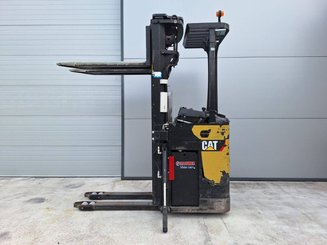 Stoccatori con pedana Caterpillar NSR20N