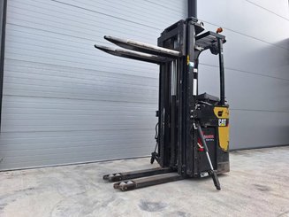 Stoccatori con pedana Caterpillar NSR20N