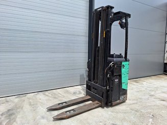 Stoccatori con pedana Caterpillar NSR16N