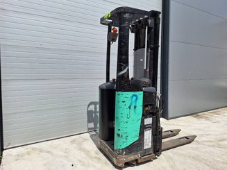 Stoccatori con pedana Caterpillar NSR16N