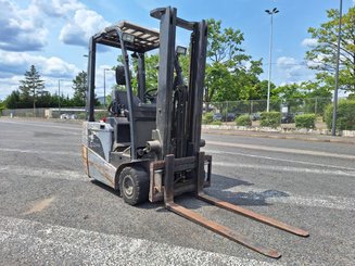 Carrello elevatore frontale a 3 ruote Nissan S1N1L130 - 2