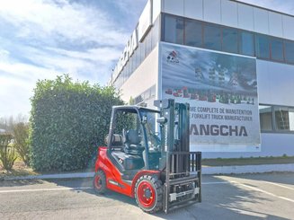 Carrello elevatore frontale a 4 ruote Hangcha XF30G-2