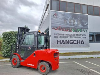 Carrello elevatore frontale a 4 ruote Hangcha XF55D
