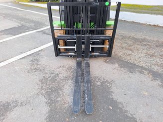 Carrello elevatore frontale a 4 ruote Hangcha AE25-I - 15