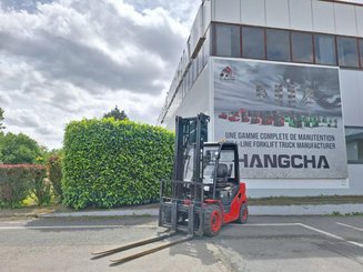 Carrello elevatore frontale a 4 ruote Hangcha XF35D-2