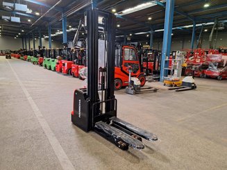 Stoccatori guida in accompagnamento Hangcha CDD16-AC2