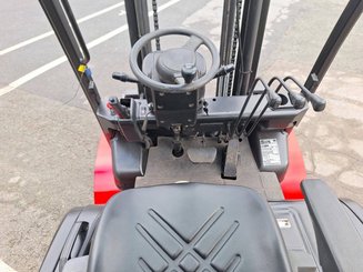 Carrello elevatore frontale a 4 ruote Hangcha A4W25