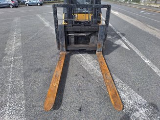 Carrello elevatore frontale a 4 ruote Caterpillar GP50K - 8