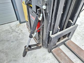 Stoccatori con pedana Caterpillar NSR20N