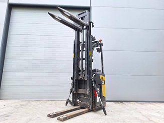 Stoccatori con pedana Caterpillar NSR20N - 1