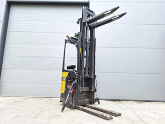 Stoccatori con pedana Caterpillar NSR20N