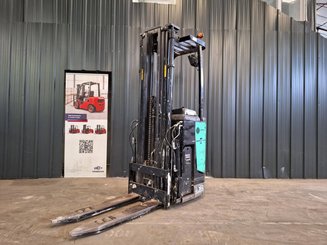Stoccatori con pedana Caterpillar NSR16N