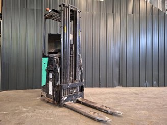 Stoccatori con pedana Caterpillar NSR16N