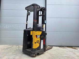 Stoccatori con pedana Caterpillar NSR20N