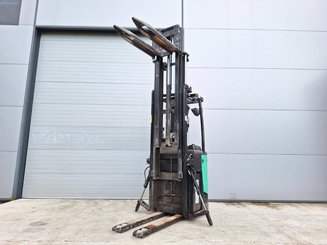 Stoccatori con pedana Caterpillar NSR20N