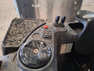 Stoccatori con pedana Caterpillar NSR20N
