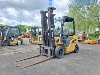 Carrello elevatore frontale a 4 ruote Caterpillar GP25N - 1