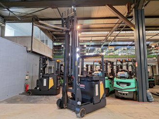 Carrelli retrattili Caterpillar NR16N2