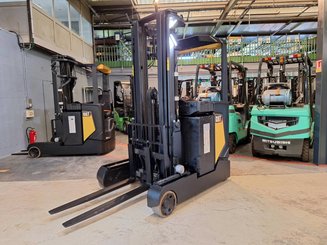 Carrelli retrattili Caterpillar NR16N2
