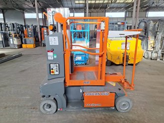 Navicella a gruppo di sollevamento verticale JLG TOUCAN DUO