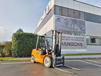 Carrello elevatore frontale a 4 ruote Hangcha XE38i