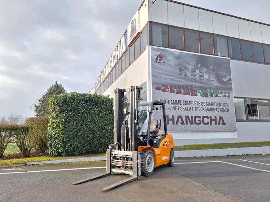 Carrello elevatore frontale a 4 ruote Hangcha XE38i - 1