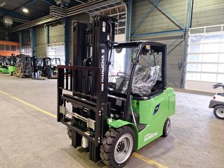 Carrello elevatore frontale a 4 ruote Hangcha AE30-I