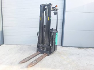 Stoccatori con pedana Caterpillar NSR16N