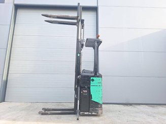 Stoccatori con pedana Caterpillar NSR16N