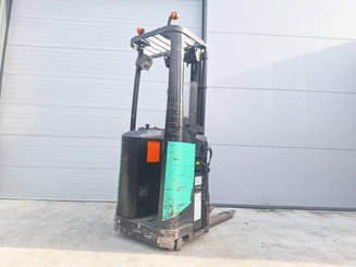 Stoccatori con pedana Caterpillar NSR16N