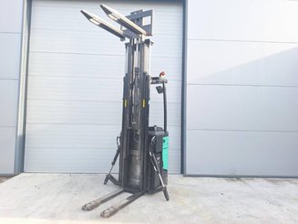 Stoccatori con pedana Caterpillar NSR16N