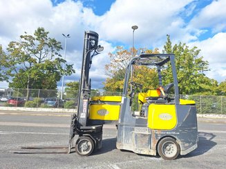 Carrelli articolato Aisle Master 20SE