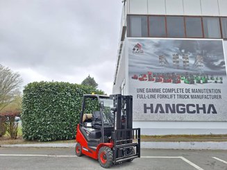 Carrello elevatore frontale a 4 ruote Hangcha XF18G-2