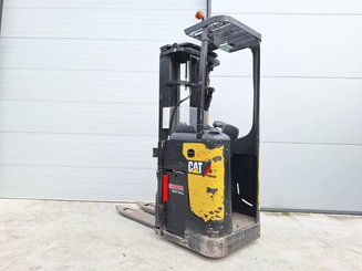 Stoccatori con pedana Caterpillar NSR20N