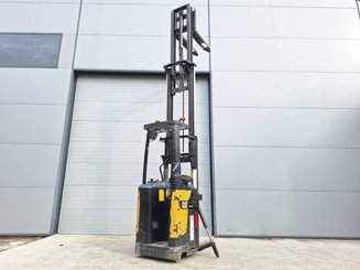 Stoccatori con pedana Caterpillar NSR20N